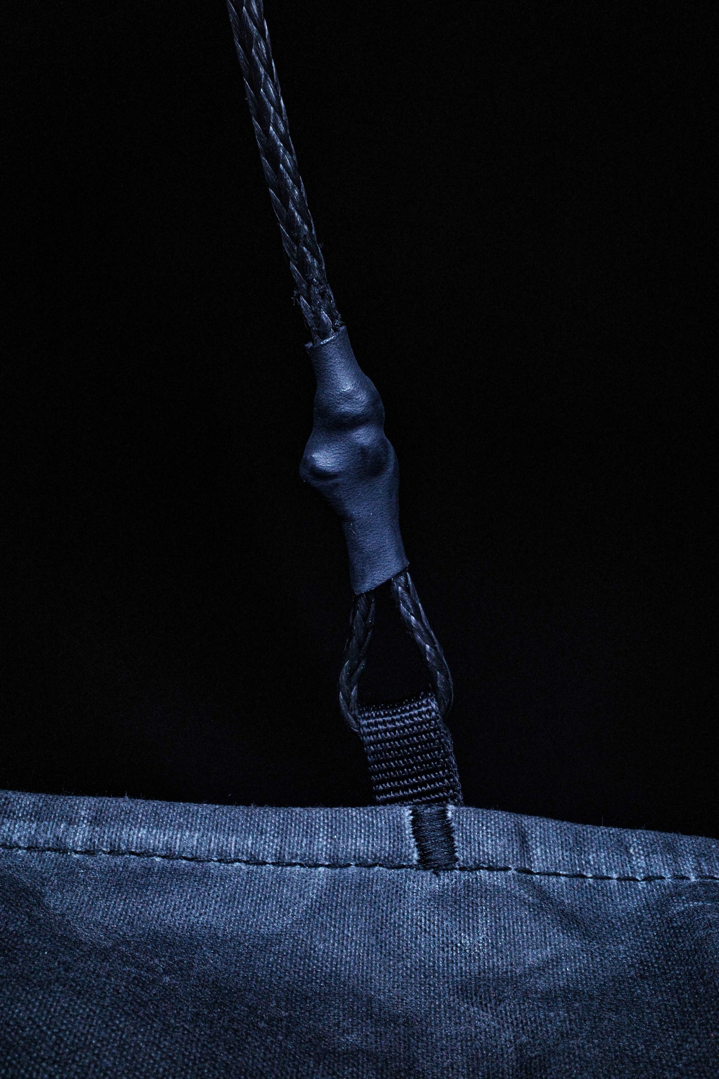 BA_ASYMMETRIC OVERLAY CLUTCH WAXED COTTON GREY