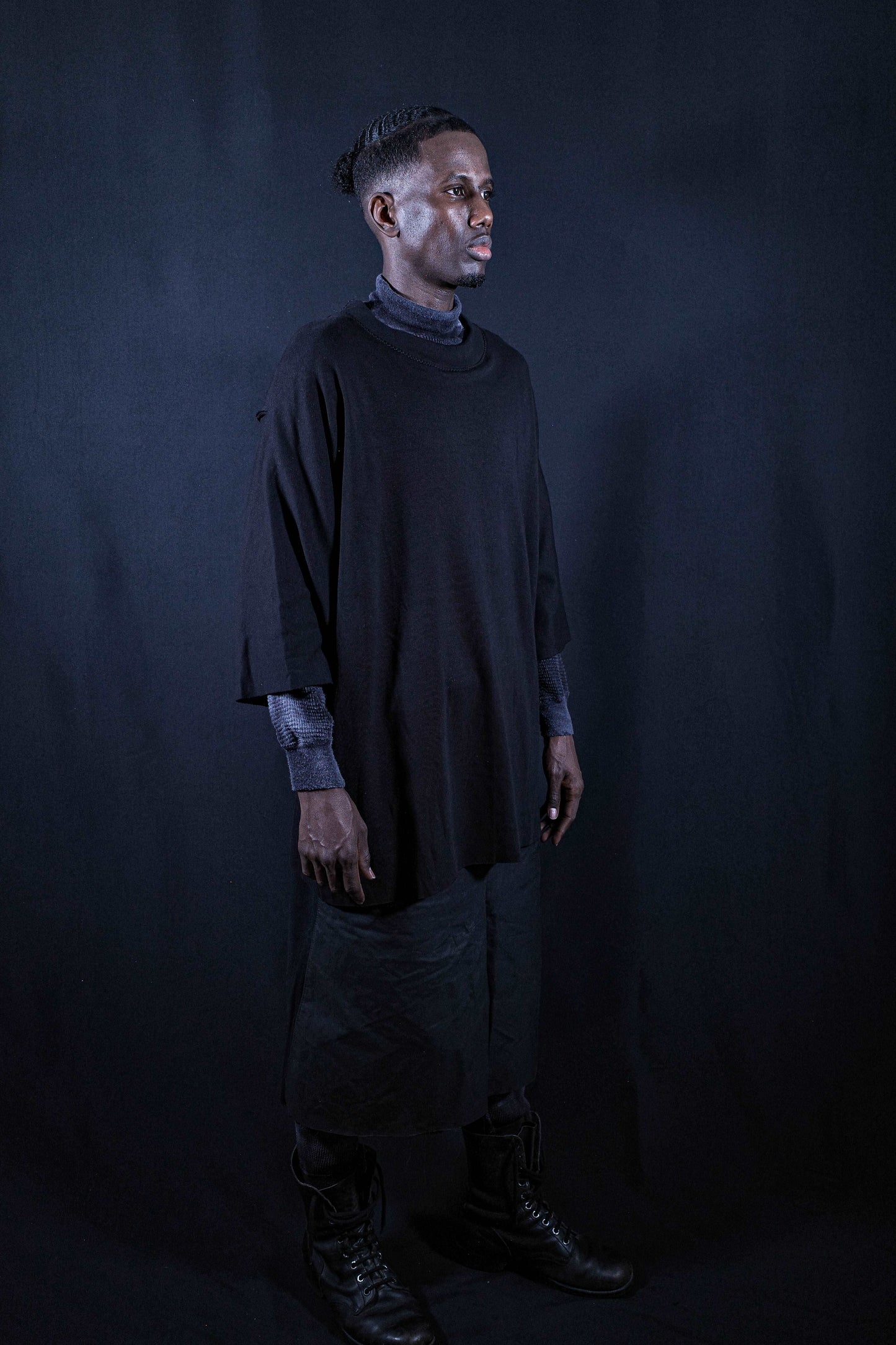 BL_BACK SEAMED SHIRT