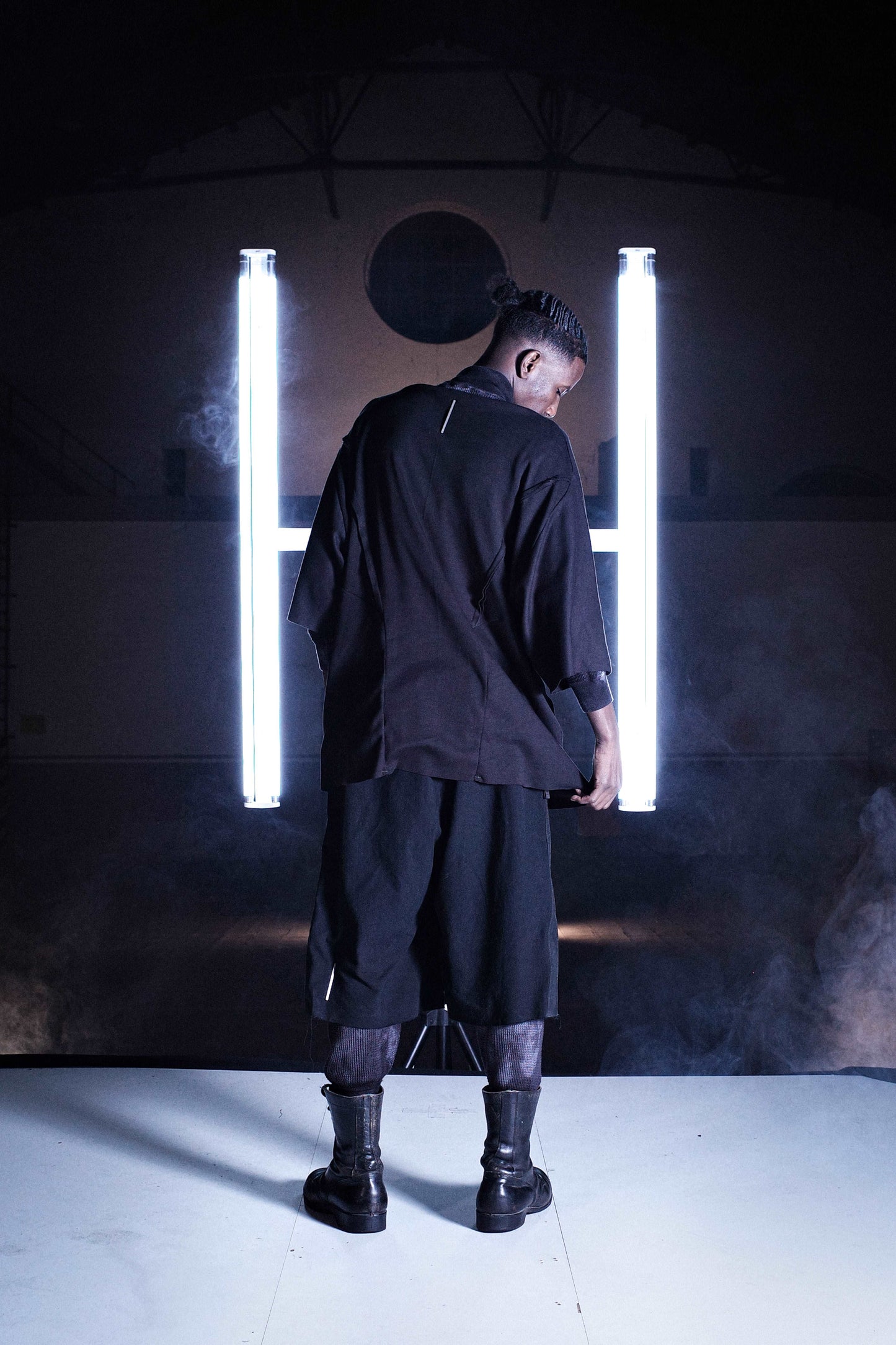 BL_BACK SEAMED SHIRT